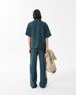 Carregar imagem no visualizador da galeria, hydro linen flared trousers
