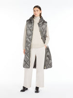 Carregar imagem no visualizador da galeria, medium grey midi gilet
