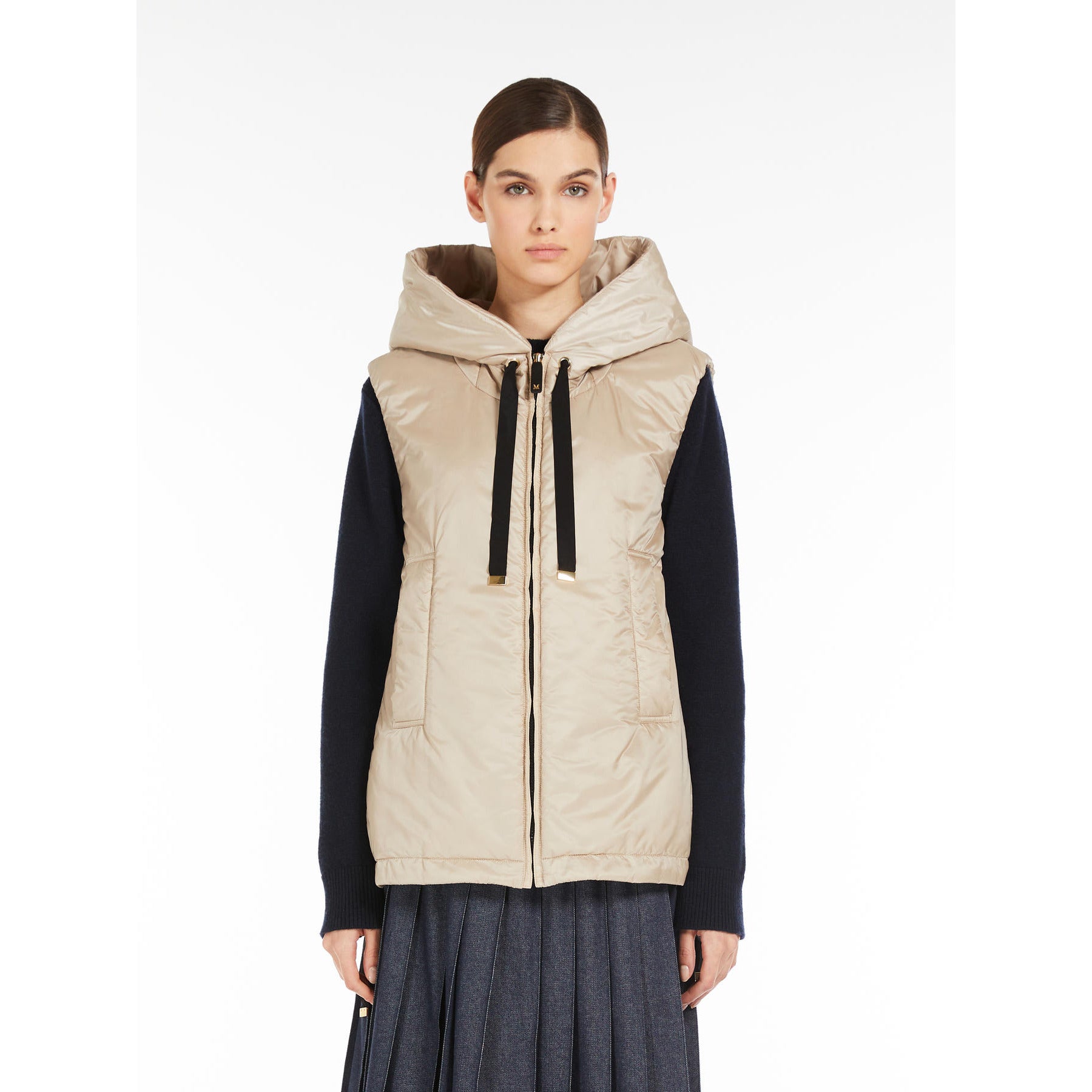 hazelnut Water-repellent canvas gilet