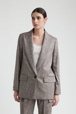 Load image into Gallery viewer, walnut woman blazer
