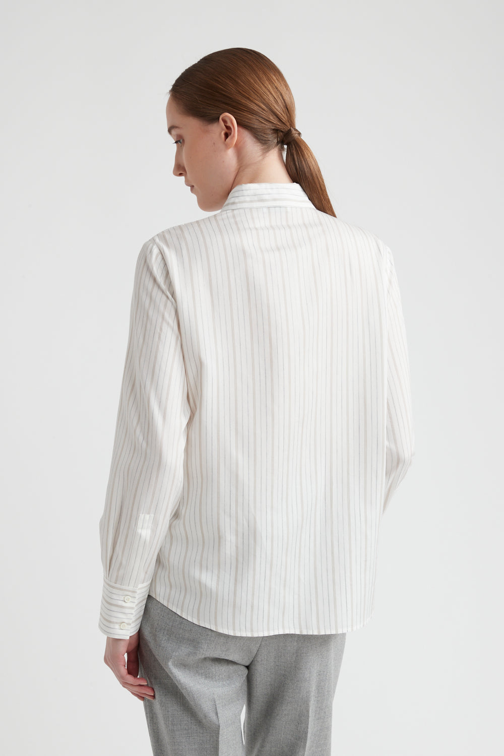 barley leaf neck shirt