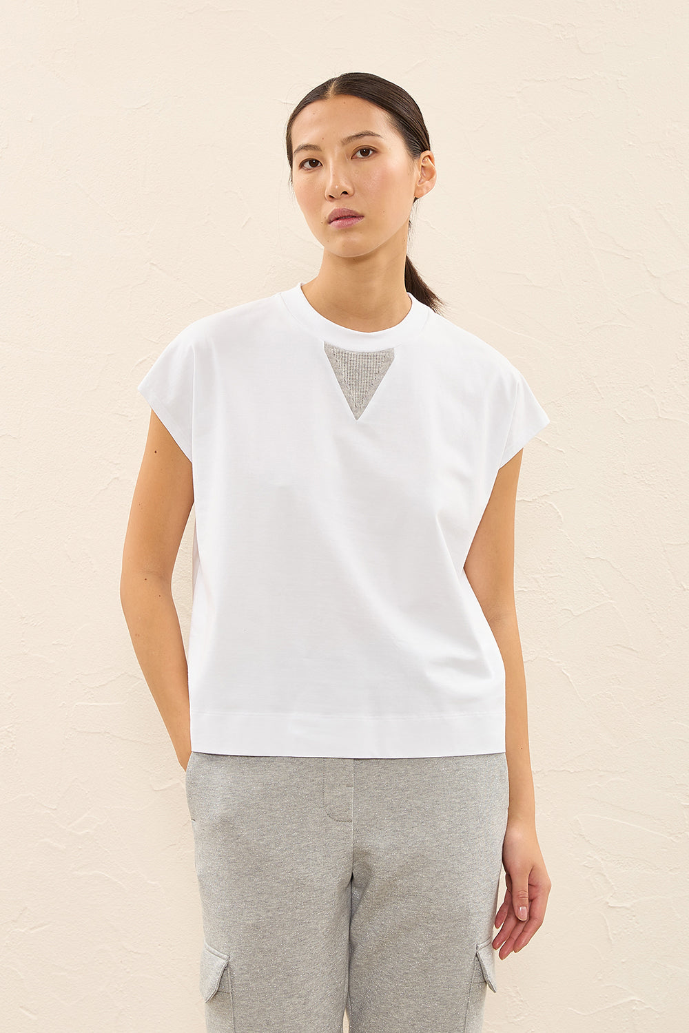 white cotton t-shirt with tricot