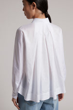 Carregar imagem no visualizador da galeria, light white woman shirt
