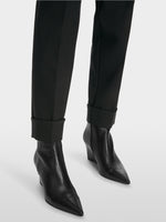 Carregar imagem no visualizador da galeria, black FUSHUN trousers with crease
