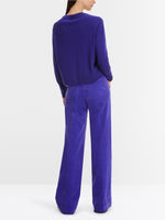 Carregar imagem no visualizador da galeria, bright violet sweater
