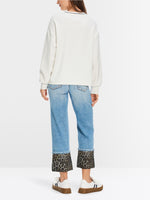 Carregar imagem no visualizador da galeria, off-white loose sweater
